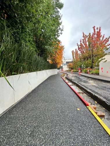 Exposed aggregate driveway